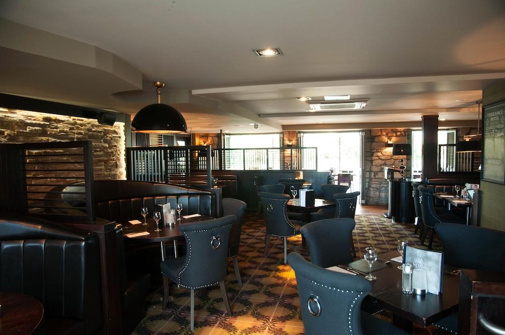 The Torrance Hotel East Kilbride Exterior photo